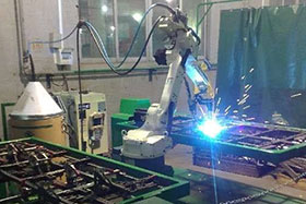 用于MIG / MAG焊接机器人的焊缝跟踪系统