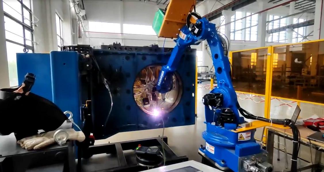 ky体育激光焊缝跟踪系统在化工行业反应器焊接自动化的应用