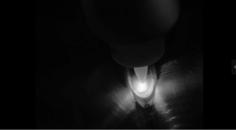 提升窄间隙焊接质量：高速熔池监控相机的应用方案